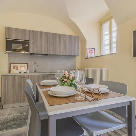 Tiny Duke Apartmán Varenna
